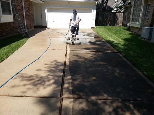 Driveway Cleaning In Dayton Texas
